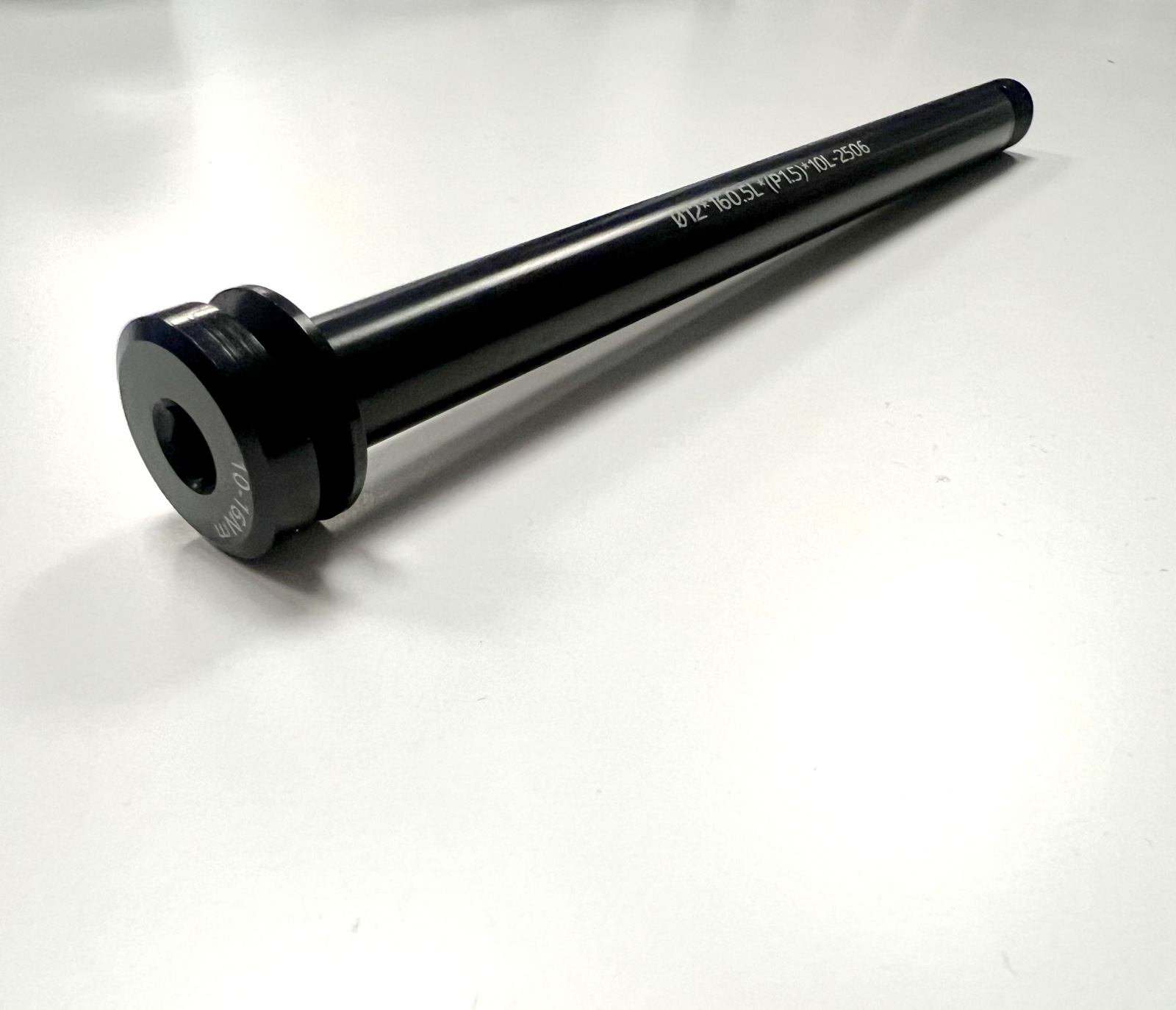Zadná pevná os Fordario: M12xP1.5x160,5mm, screw thread L:10mm