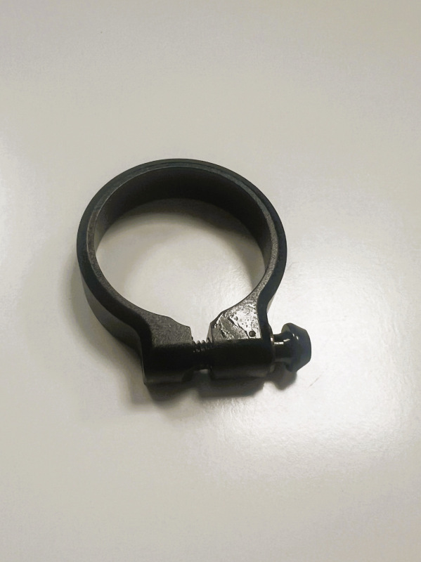 Seat Clamp SC-A 39.0 UPPER CHAMPER, black w/screw and spacer, black