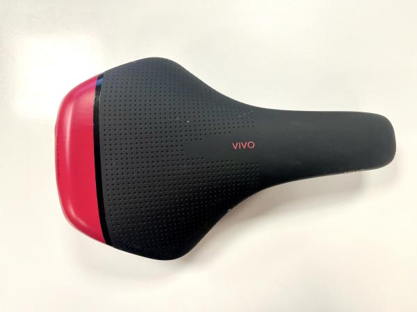 sedlo Selle Royal Vivo BLK/RHOD.RED